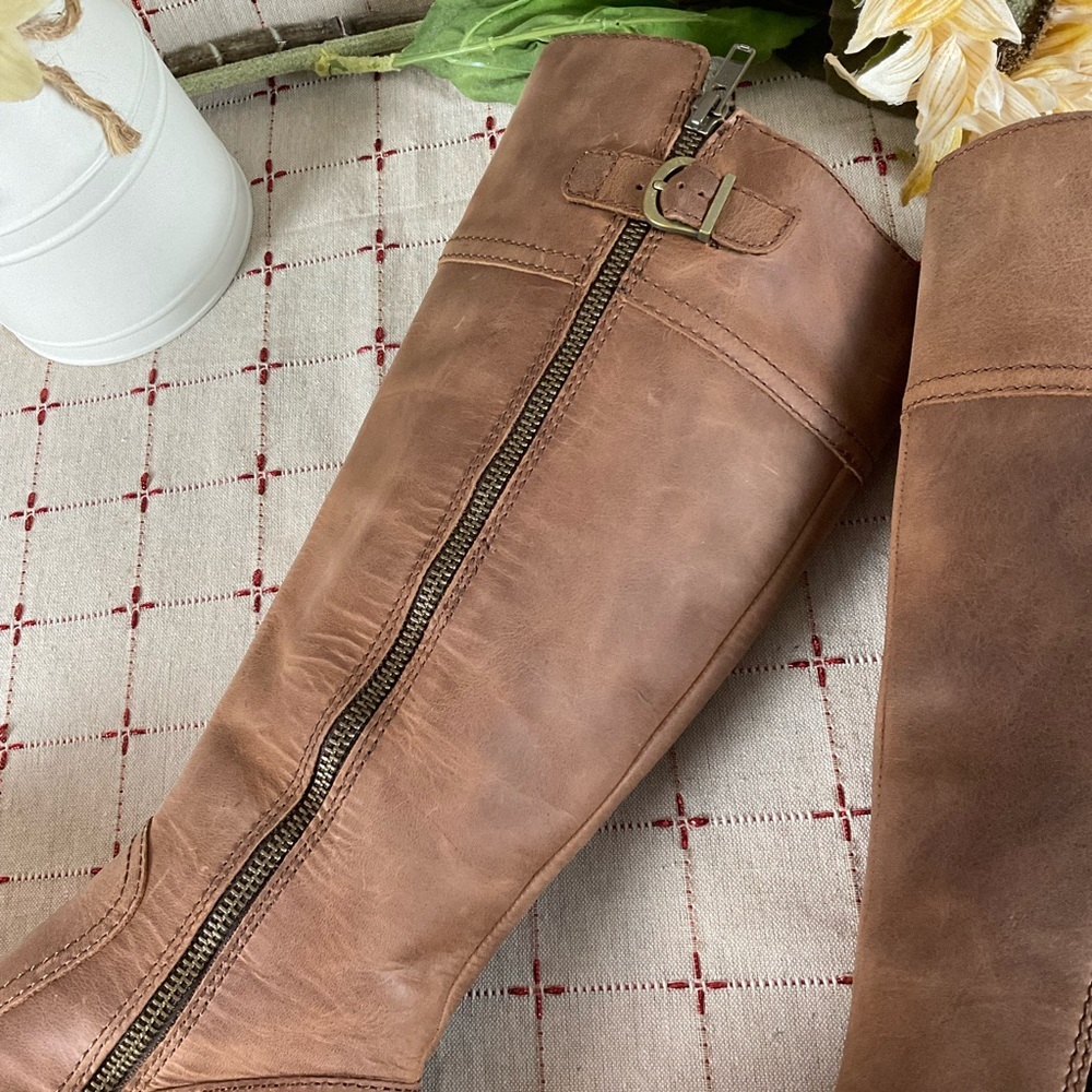 BORN Fannar Distressed Brown Leather Knee High Boots Size 6 NWOB Riding Boots - Picture 9 of 12